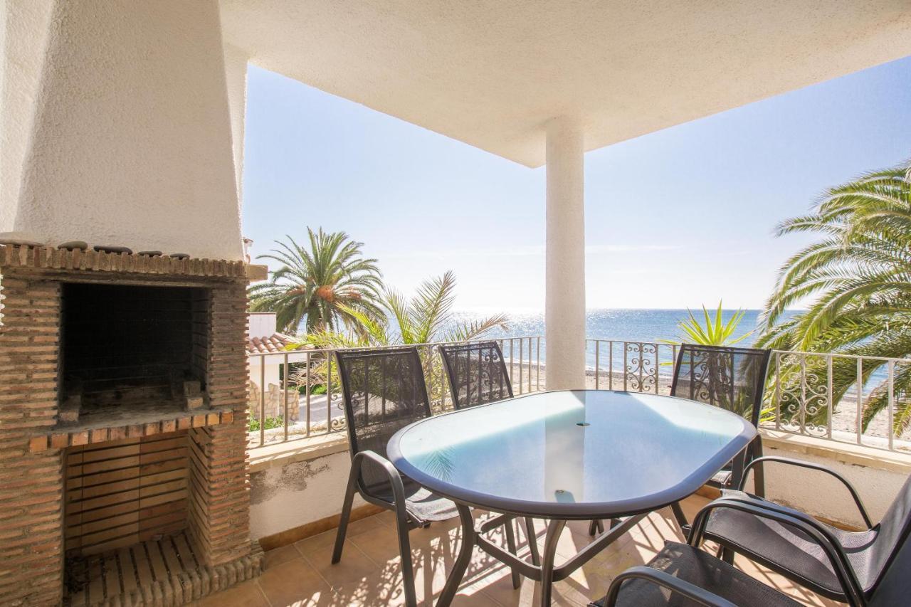 Апартаменты Mistral Seafront Up. Vistas Al Mar Mont-roig del Camp Экстерьер фото