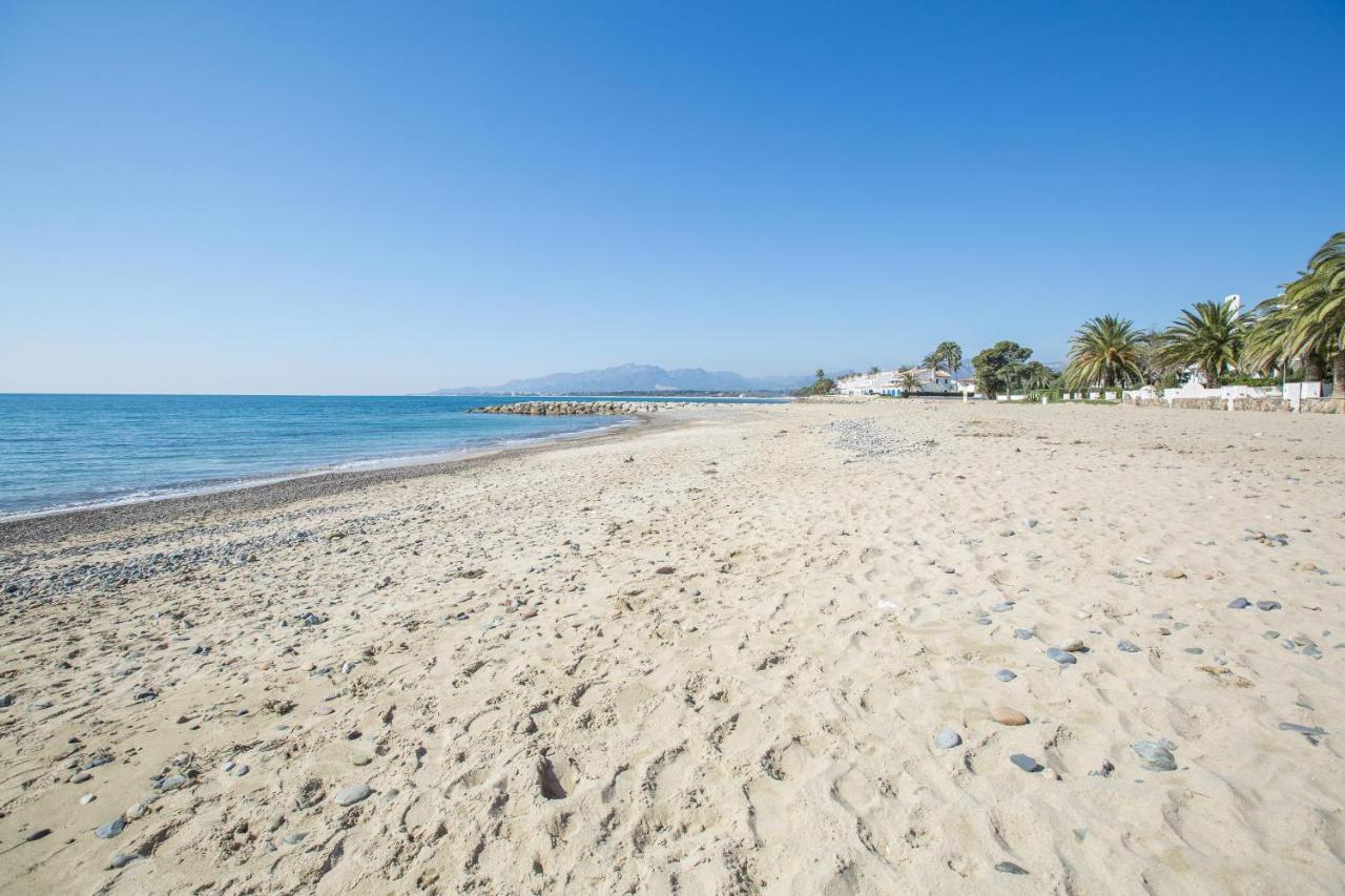 Апартаменты Mistral Seafront Up. Vistas Al Mar Mont-roig del Camp Экстерьер фото